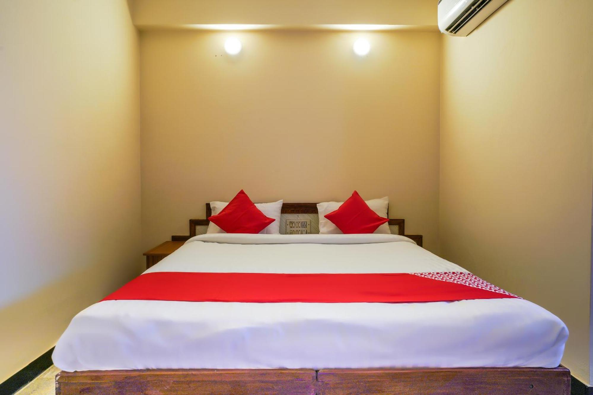 Hotel O Raja Residency Near Snow World Secundurabad Dış mekan fotoğraf